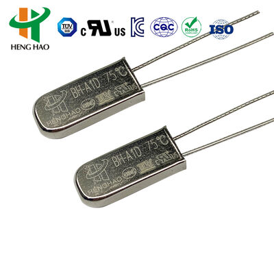 สวิตช์ตัดไฟเกินพิกัดมอเตอร์ 250V 25A สำหรับเครื่องใช้ไฟฟ้าทำความร้อน ตัวป้องกันอุณหภูมิ 9700k